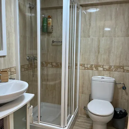 Nogalera Living Select شقة