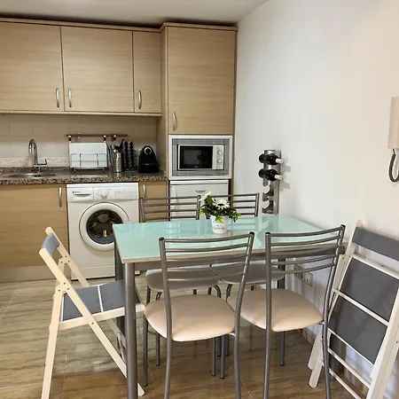 Nogalera Living Select شقة