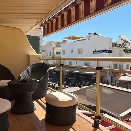 Nogalera Living Select شقة